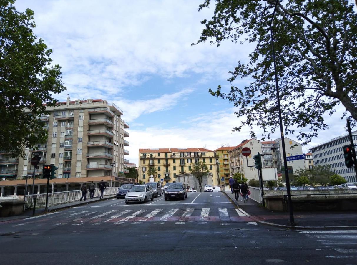 Il Filo Di Claudia Apartment ซาโวนา ภายนอก รูปภาพ